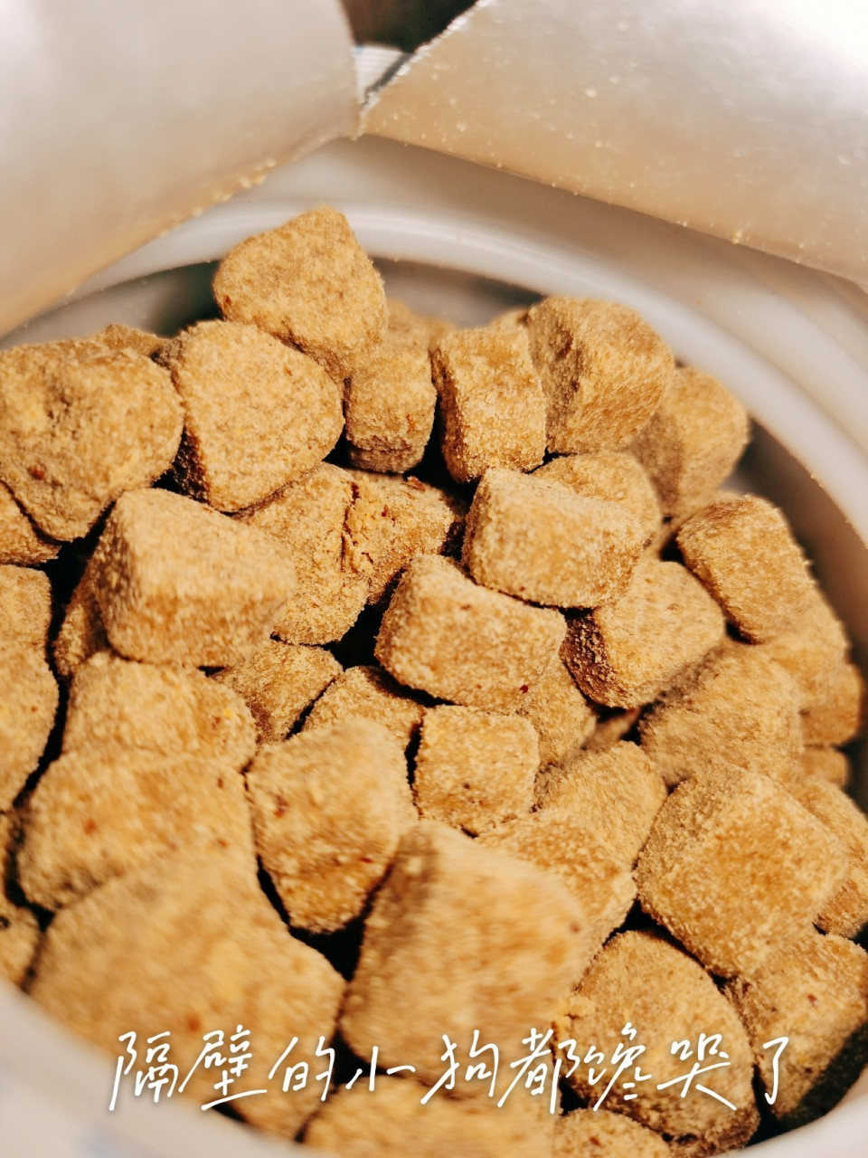 没有一只狗是白撸的麦德氏卵磷脂 作为三只长毛宠物的家庭,家里的