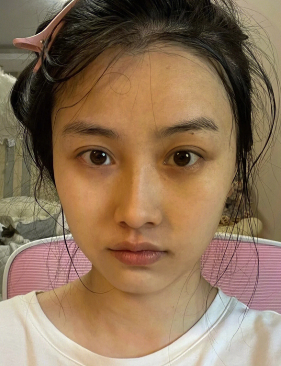 如果您希望提亮肤色,以下是一些方法和建议,希望能对您有所帮助.