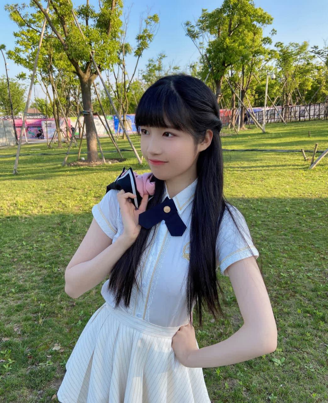 akb48成员邹若男,日本写真偶像团体中的中国女孩,清纯美丽