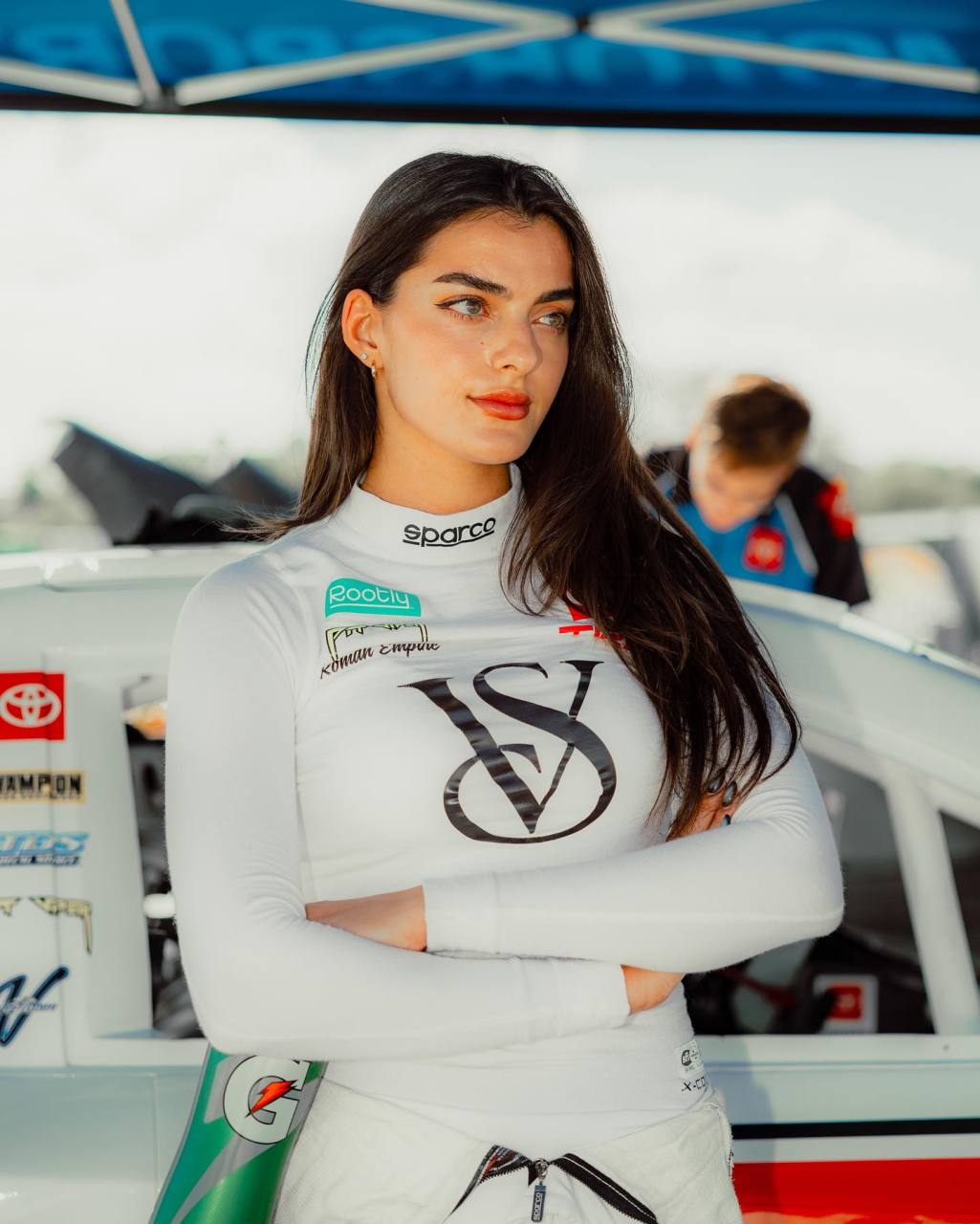 2021年2月14日,佛罗里达代托纳国际赛车场见证了历史,toni b