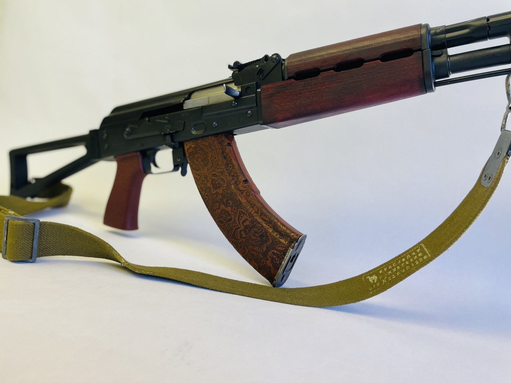 zastava m70突击步枪,南斯拉夫出品,m70突击步枪以ak-47为基础设计