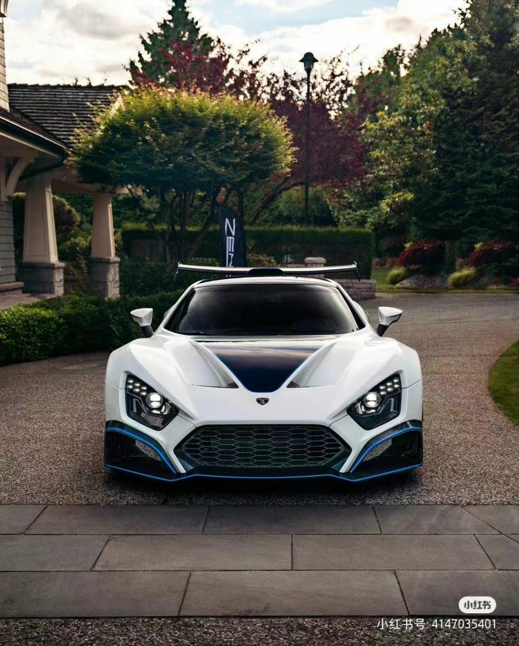 一台你肯定没见过的超级跑车03 "zenvo tsr-s"是丹麦的超级跑车制造