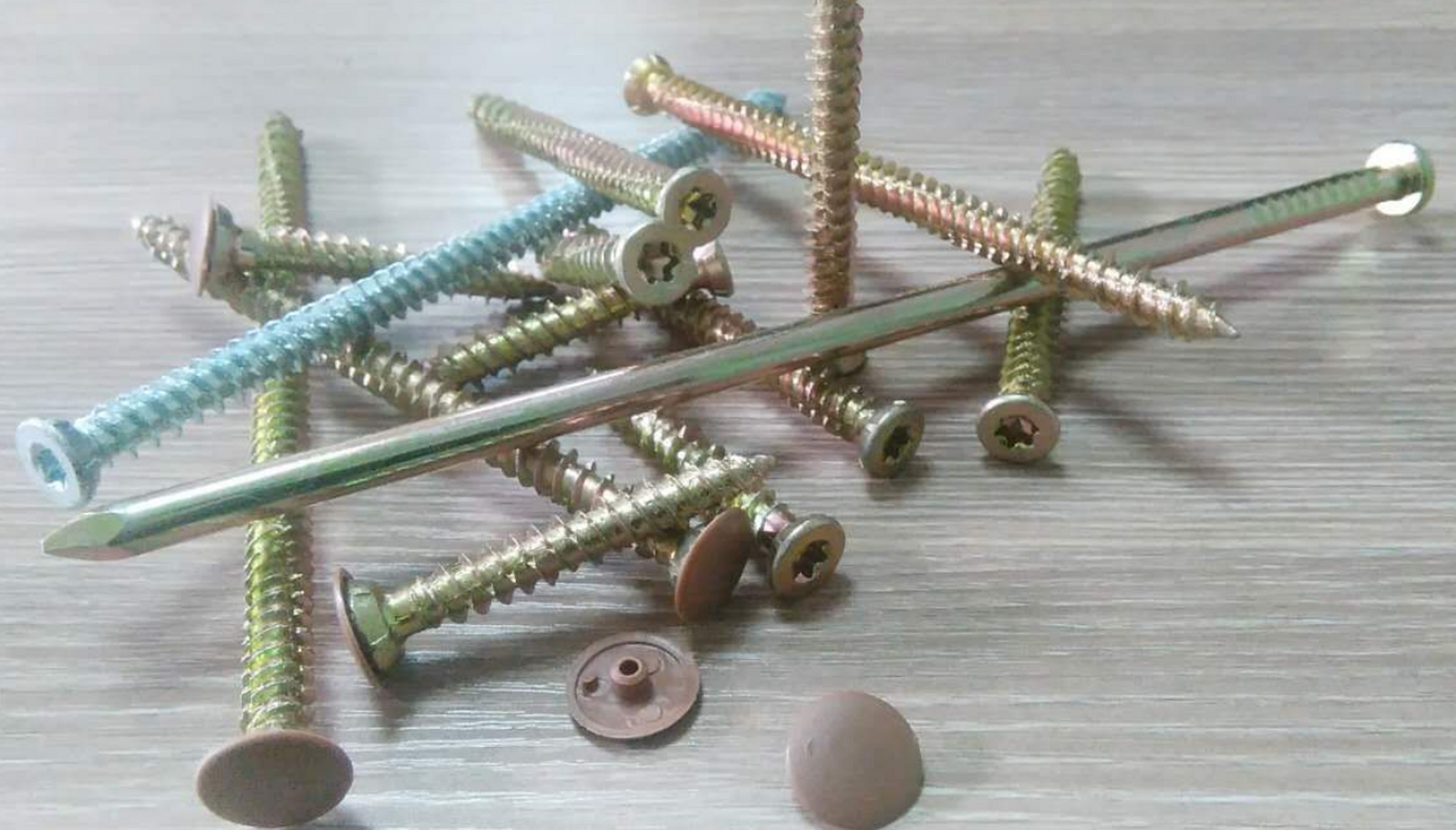 今日紧固件设计图分享:梅花槽的小沉头水泥钉,410材质的,st7.5