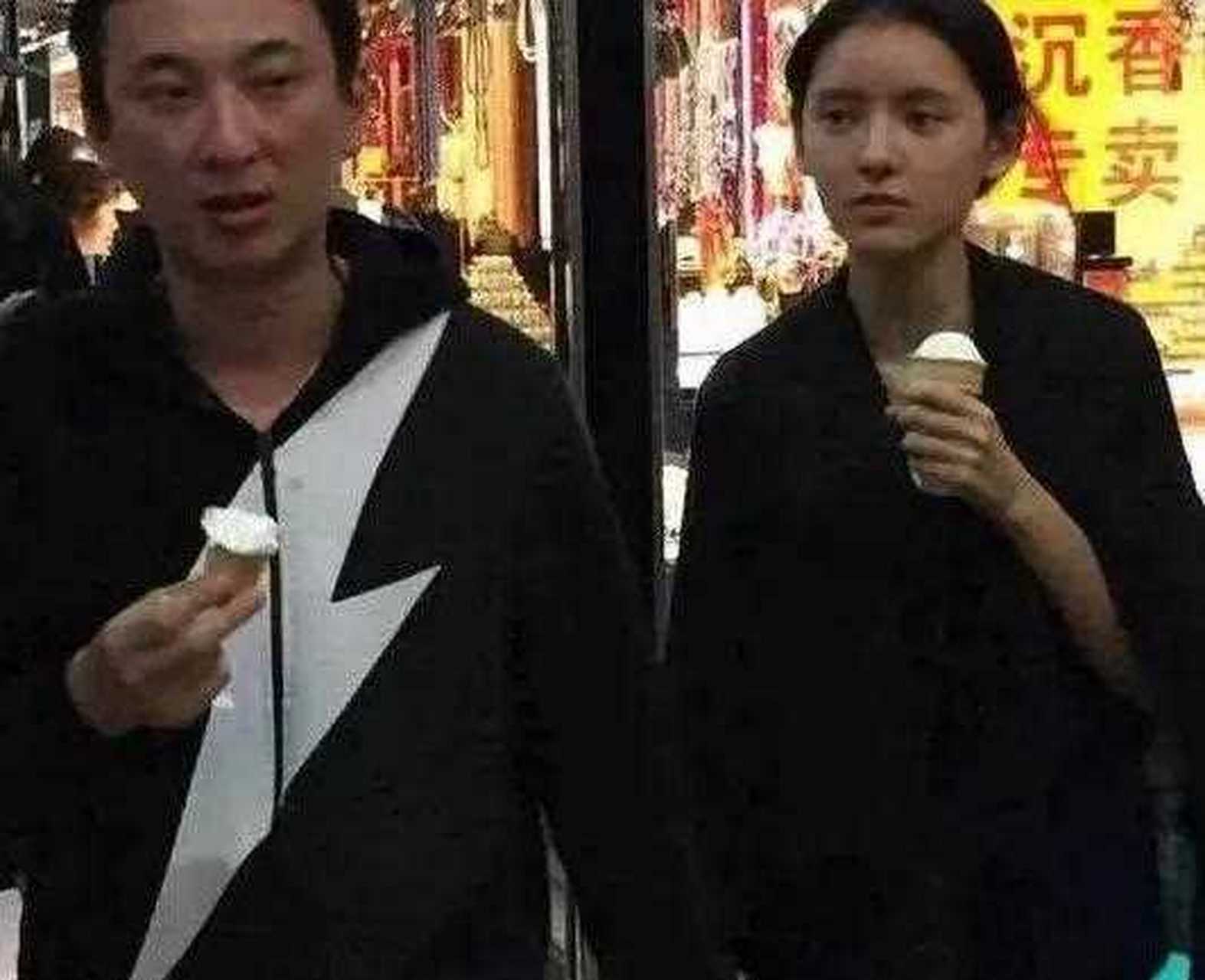 2014年,张予曦跟王思聪吃了三次饭,主动表白王思聪.