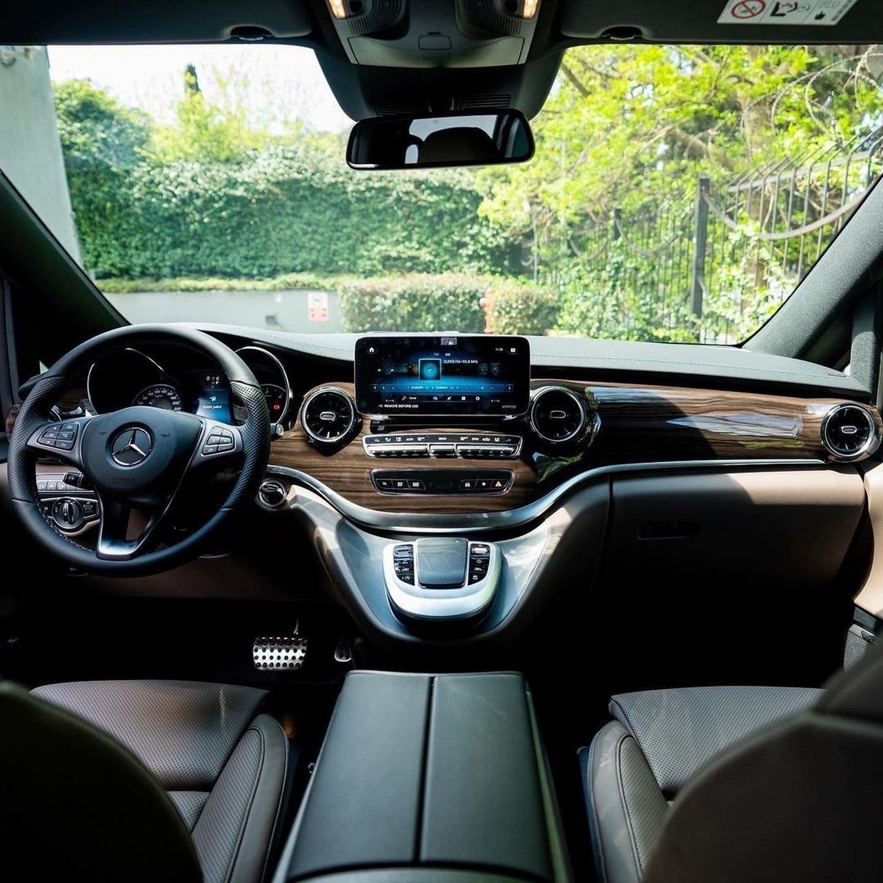 mercedes v300d 4 matic#奔驰v级##car时尚##豪车超跑