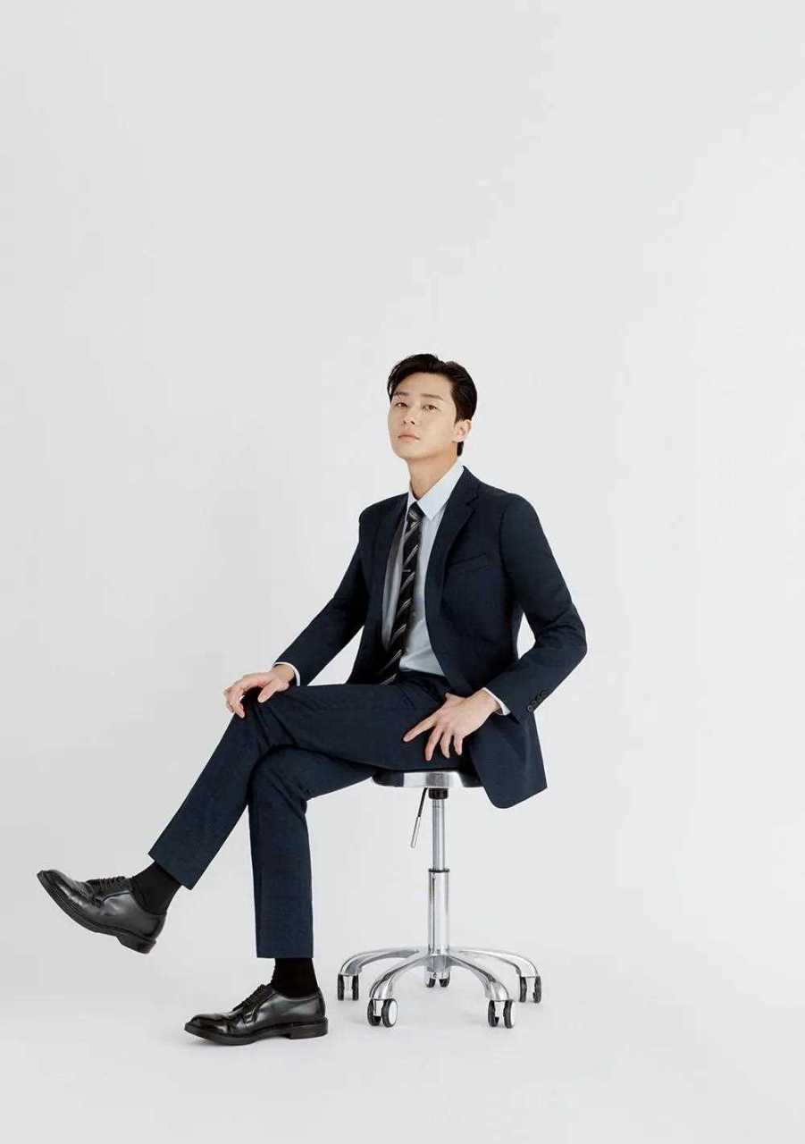 真男友——我们朴叙俊 西装太帅气了呀[大哭] 什么时候拍摄新剧呢