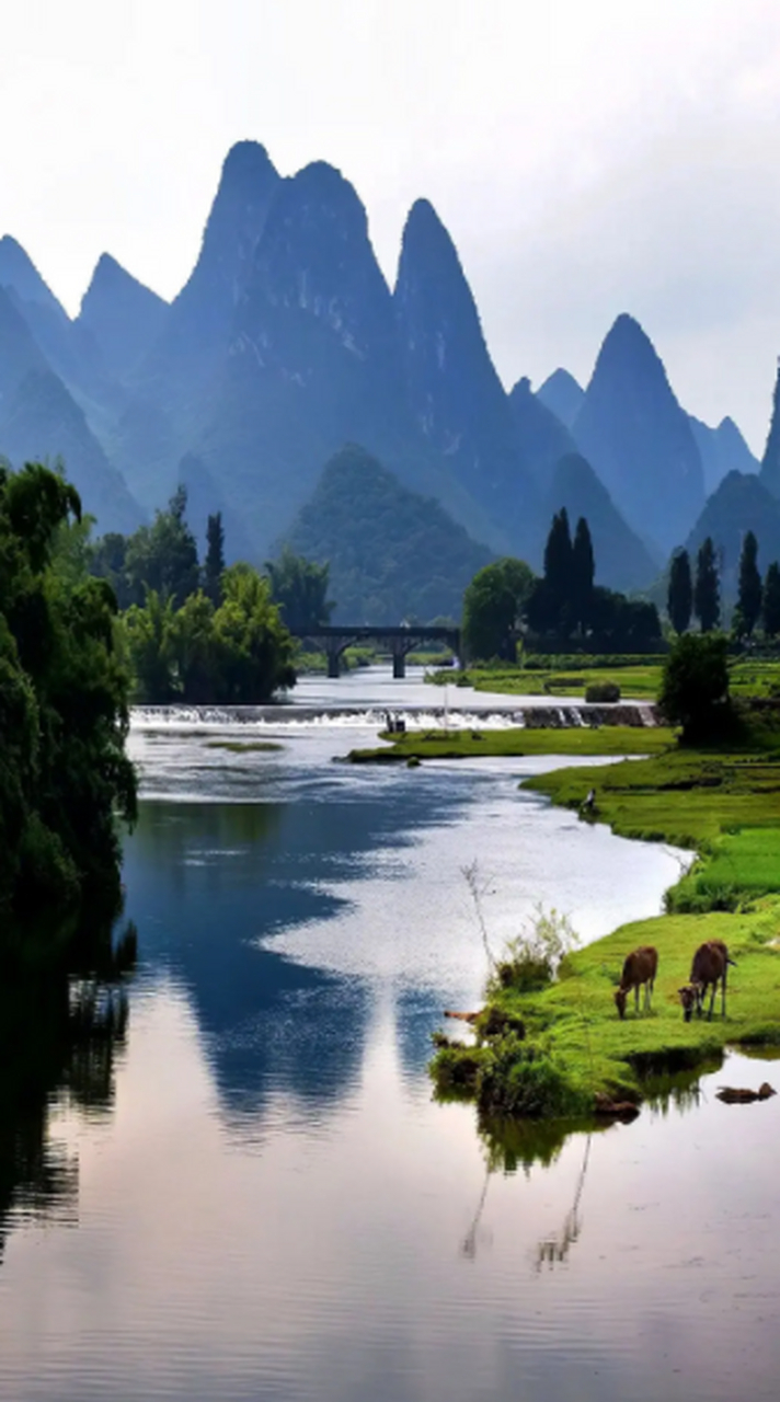 桂林山水甲天下,阳朔山水甲桂林.