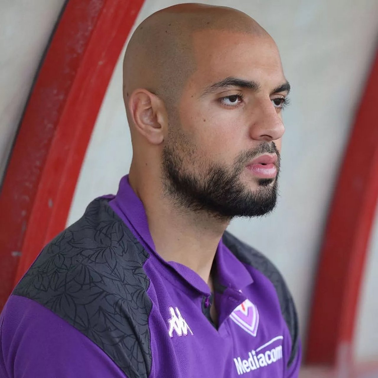 曼联和佛罗伦萨其实就阿姆拉巴特的交易基本达成一致了 但是由于他们