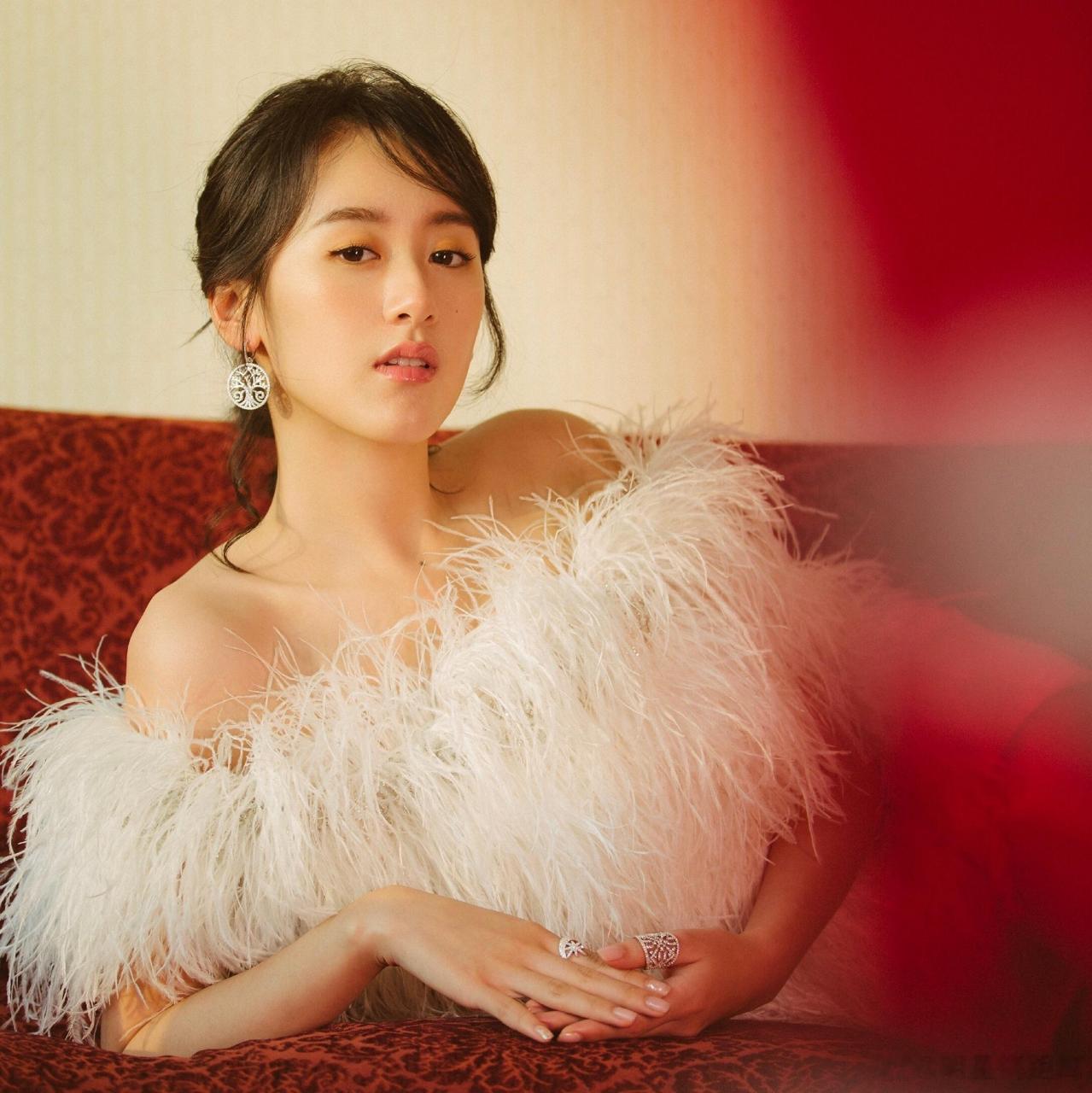 袁冰妍各种各样的高跟鞋 你喜欢哪一种