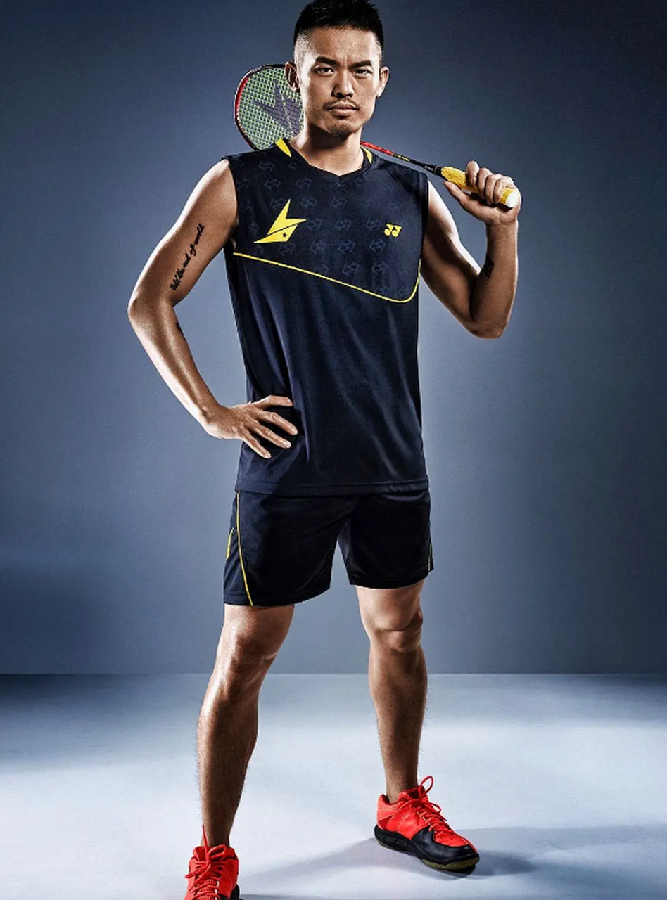 丹哥不管场上场下,依旧帅气@林丹lindan #尤尼克斯 #羽毛球单打 #林丹