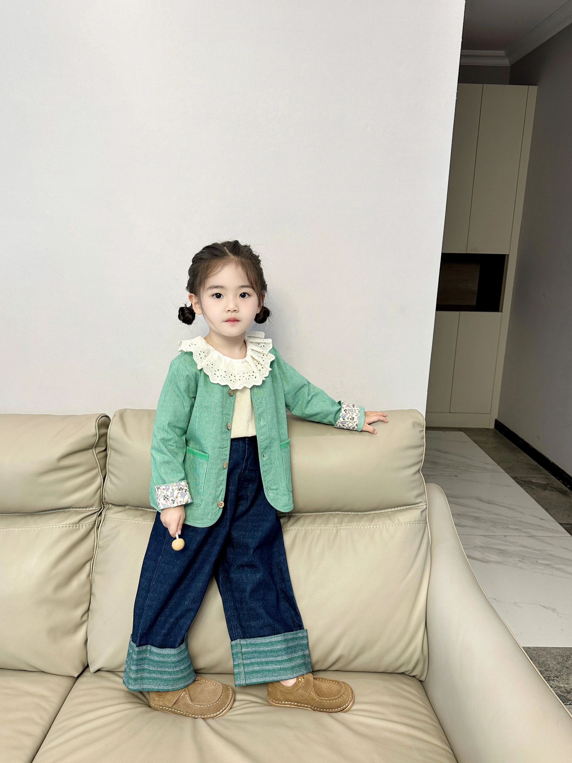 超级可爱的发型秒变活泼小公主