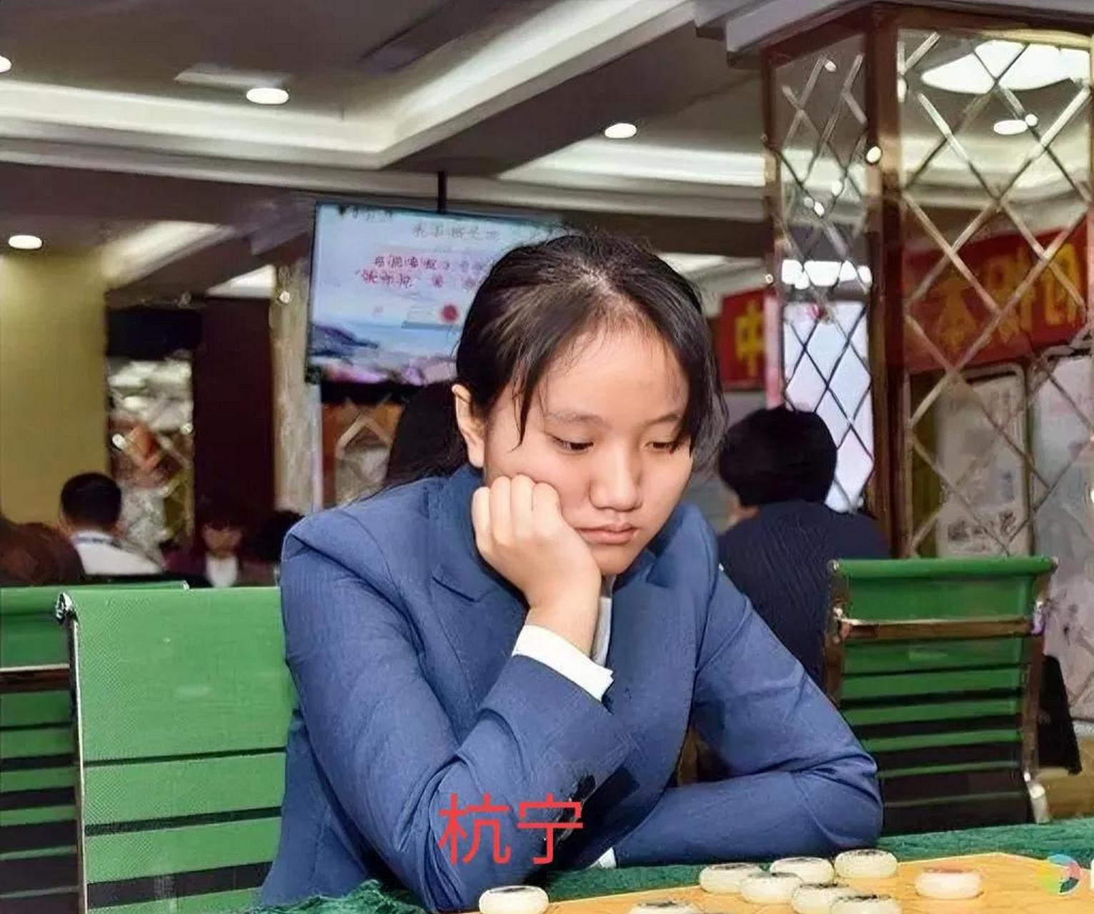 象棋于爽生活照图片