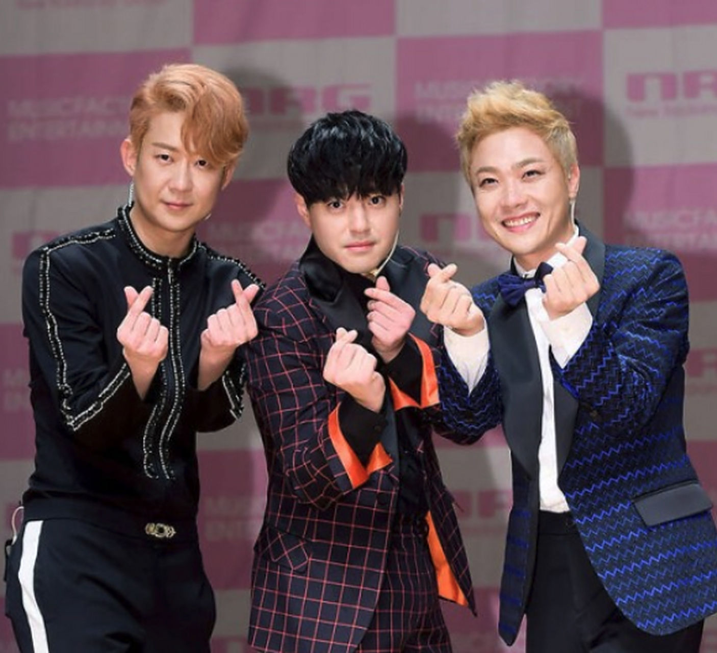 之前,李成真在一档节目中表示,自己被nrg其他成员们孤立了.