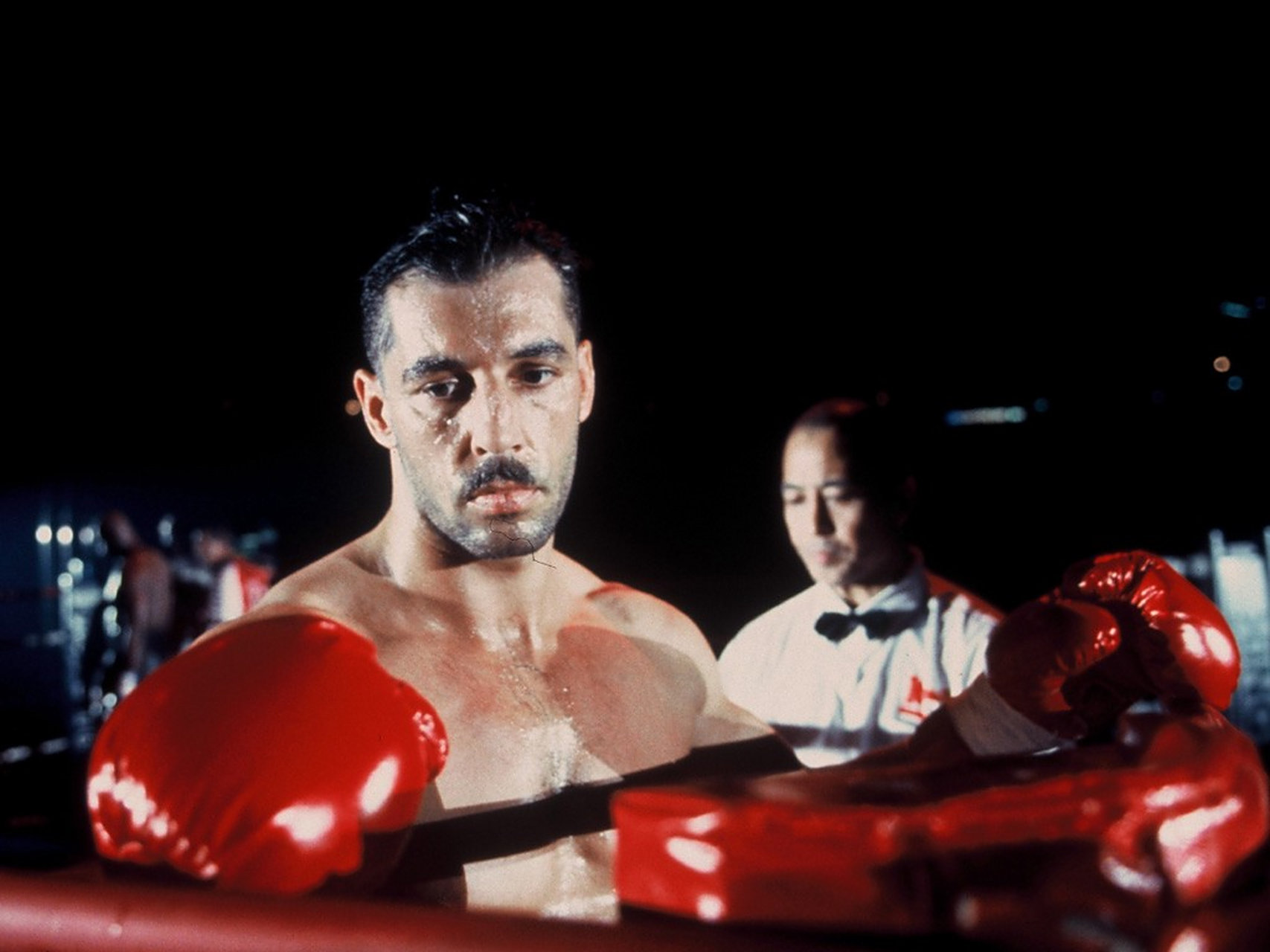 散打王#彼得·阿兹被誉为ko之王,他却被誉为"永远的腿王".