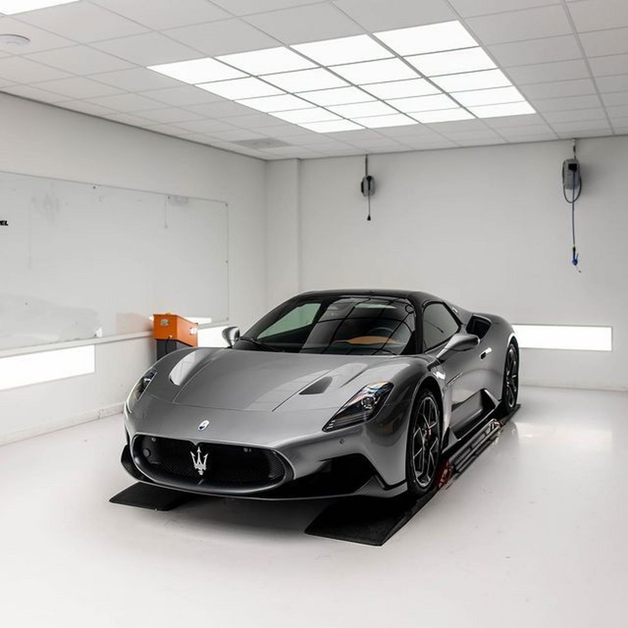 海王 or 海神 玛莎拉蒂mc20  玛莎拉蒂mc20  car时尚  豪车超跑