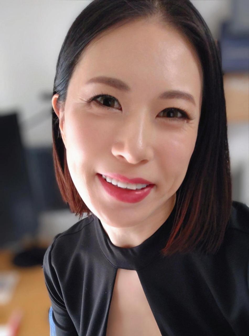 日本熟姨这一组发抖音流量很好,但无缘无故的就提示违规,抖音的审核