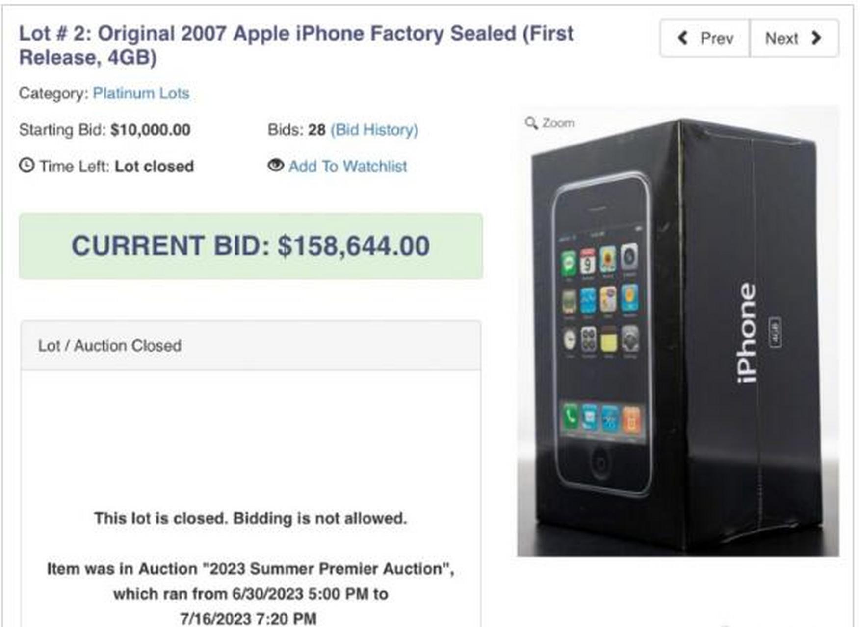 初代未拆封iphone拍出113万# 记得上学的时候iphone4很火,但是太沽怂