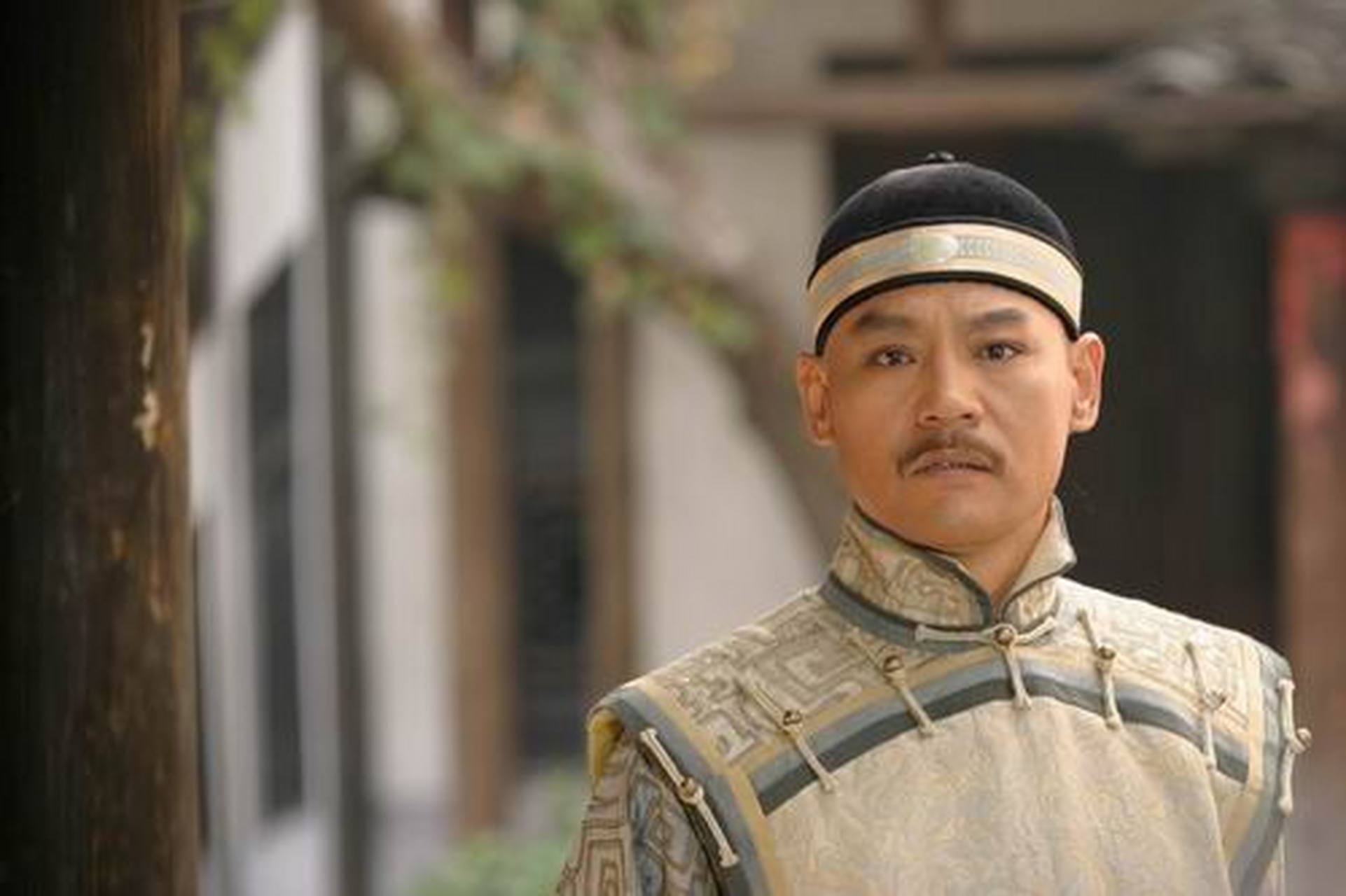 "  胡雪岩本来只是个放牛娃,仅用了三十年时间,就打造出了一个商业