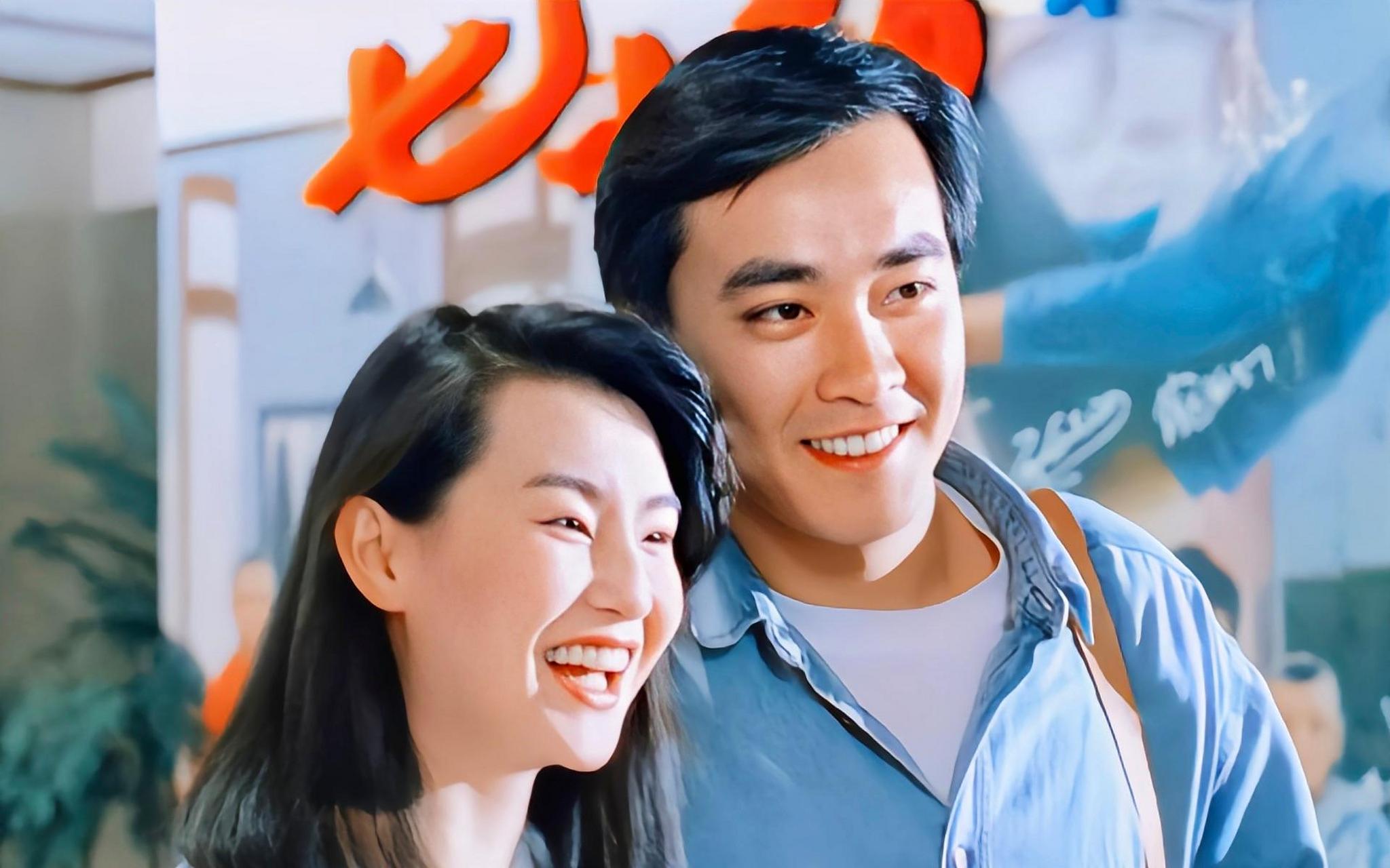 1987年,张曼玉与尔冬升相恋.  初见才华横溢的尔冬升,她立马沦陷了.