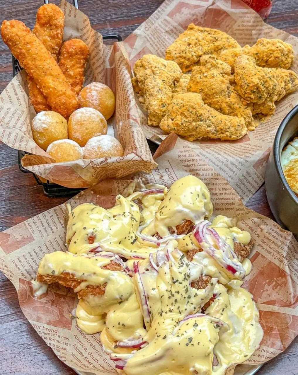 吃一次就爱上[鼓掌] 奶酪洋葱芝士炸鸡 哪个芝士脑袋能拒绝得了芝士炸