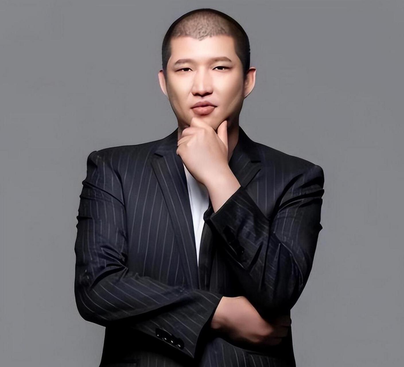 晚些时候,相关部门也发出通报,称其为了赚取流量