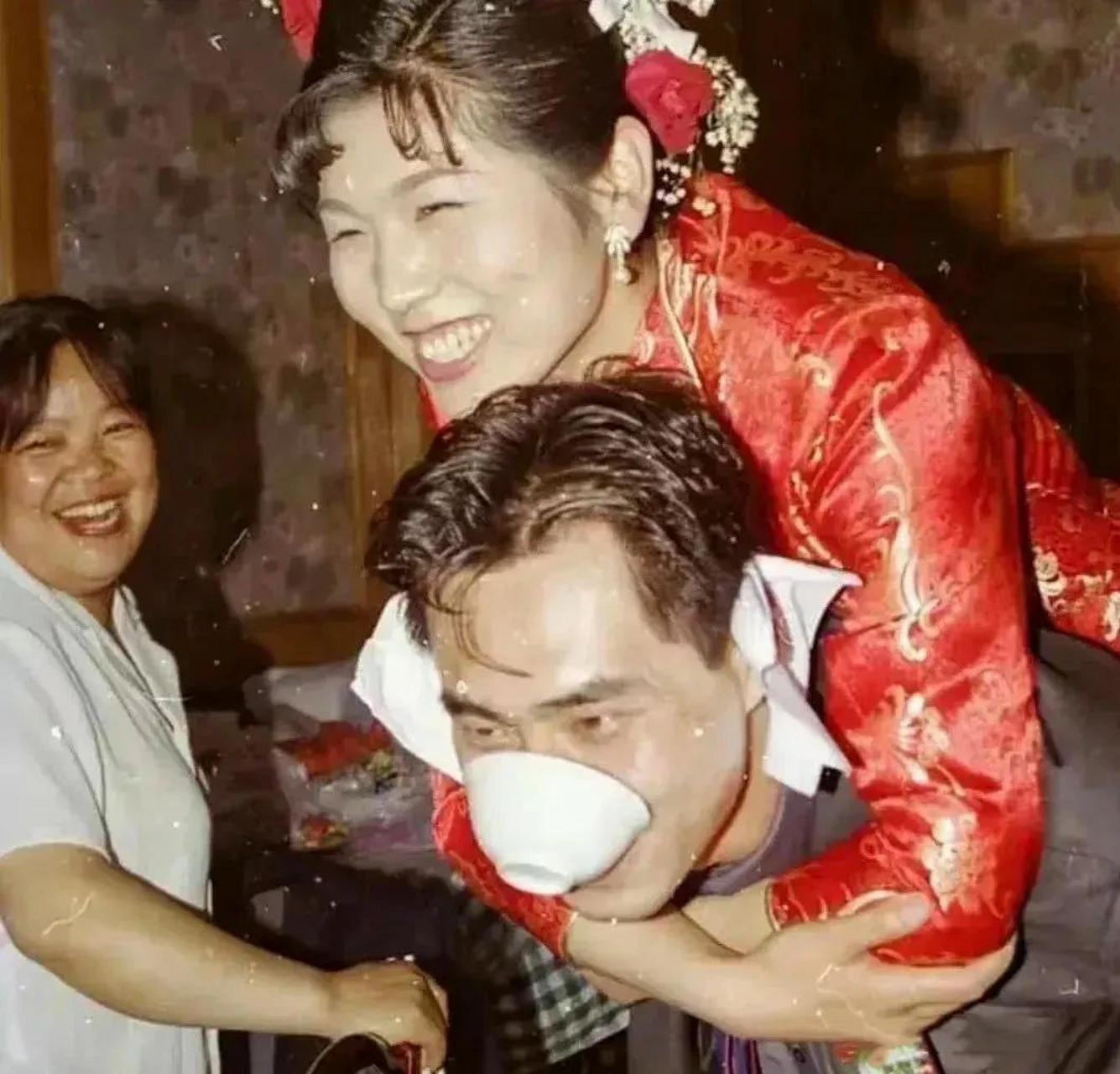 90年代的结婚照片图片