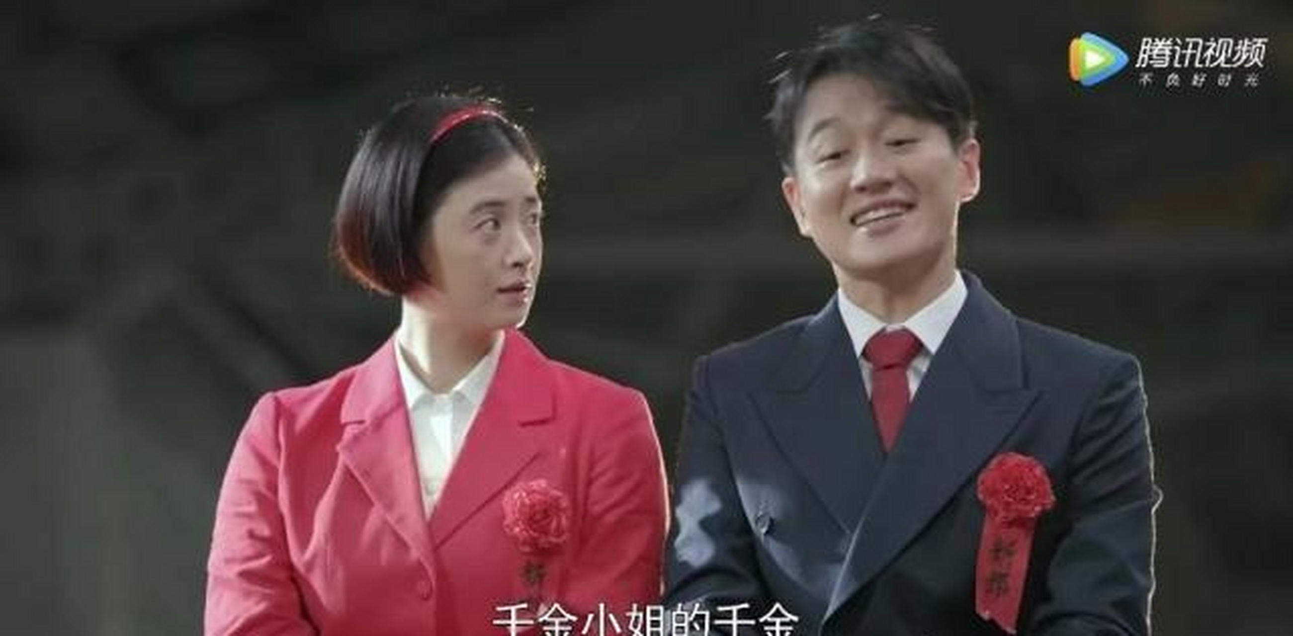 佟大为饰演的常汉卿,是个留学归国的电力机车工程师,货真价实的高富帅