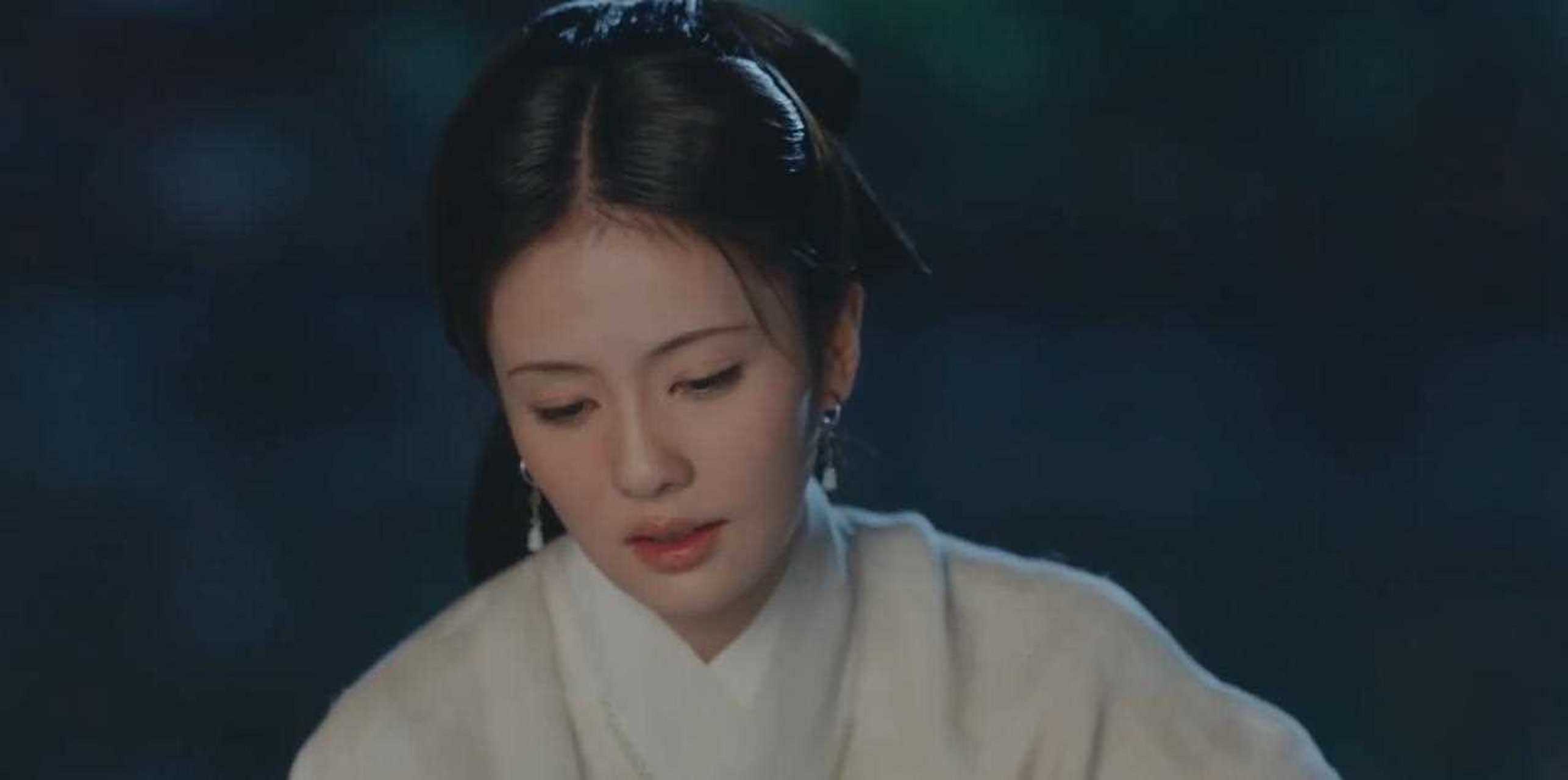 而《玉楼》中她饰演的林少知书达礼,身负家仇,因为父亲受到迫害,家破