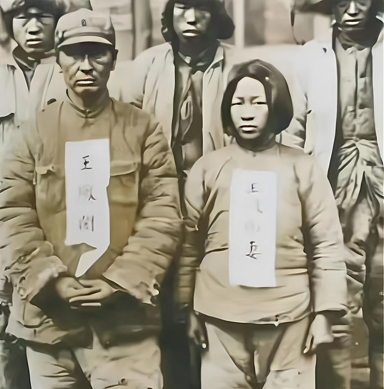 " 国王凤阁是一个吉林山通化的人在抗战时期.