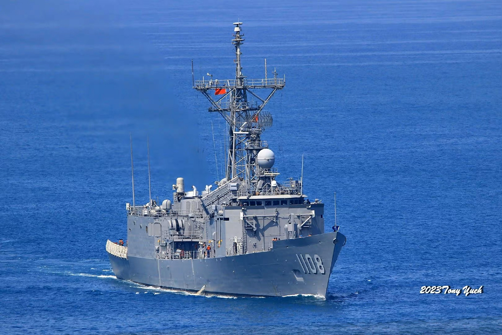 东南某省装备的班超舰和承德舰,前者是成功级导弹护卫舰,后者是康定级