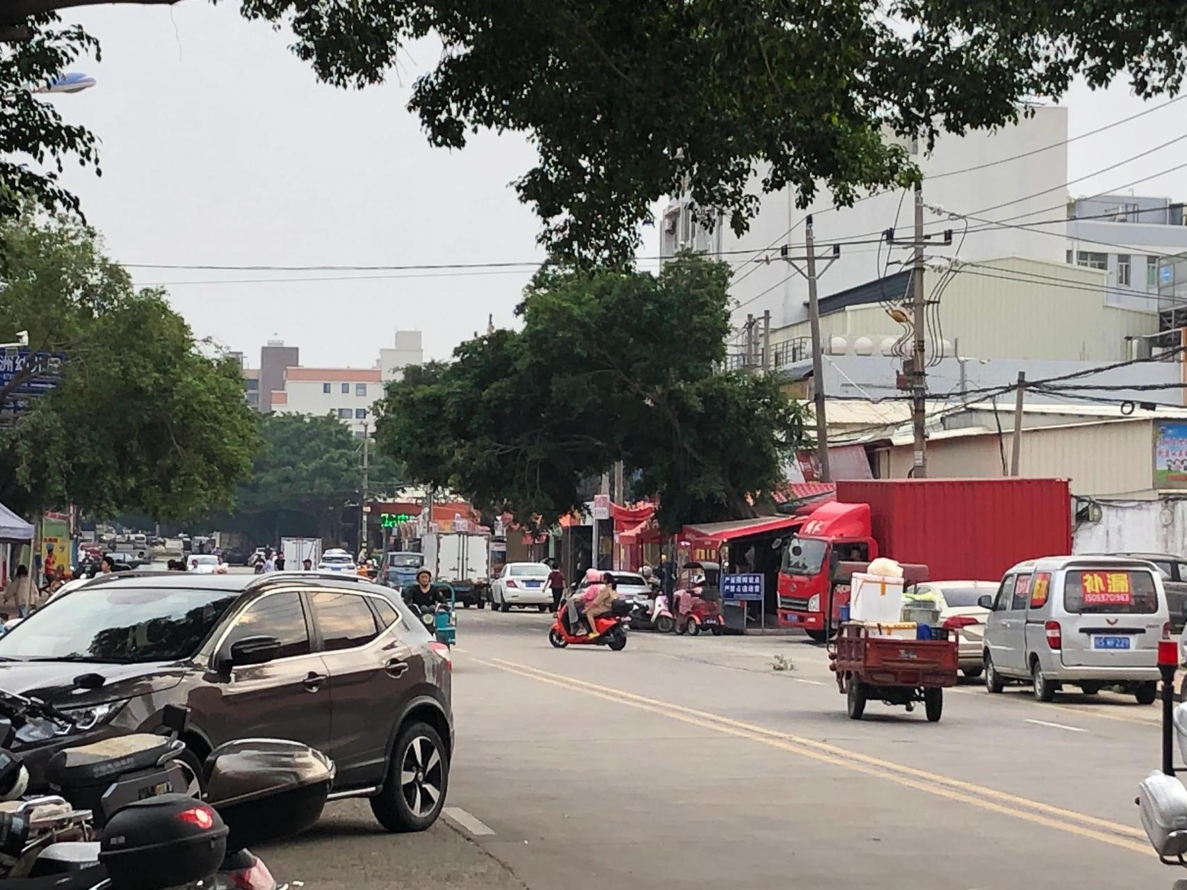 惠安城南工业区已聚集人口10万人,己形成县城次中心.