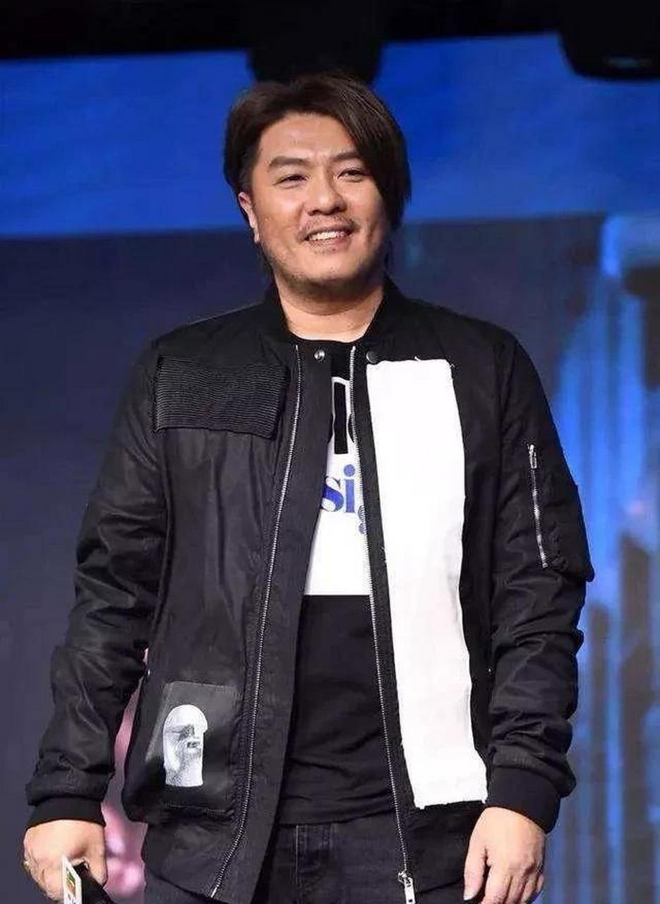 领动计划# 你还记得新加坡歌手阿杜吗?