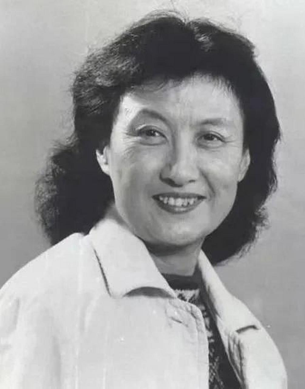 百家号星火计划# 周璇遗产案,黄宗英为什么会败诉 周璇遗产案,终于以