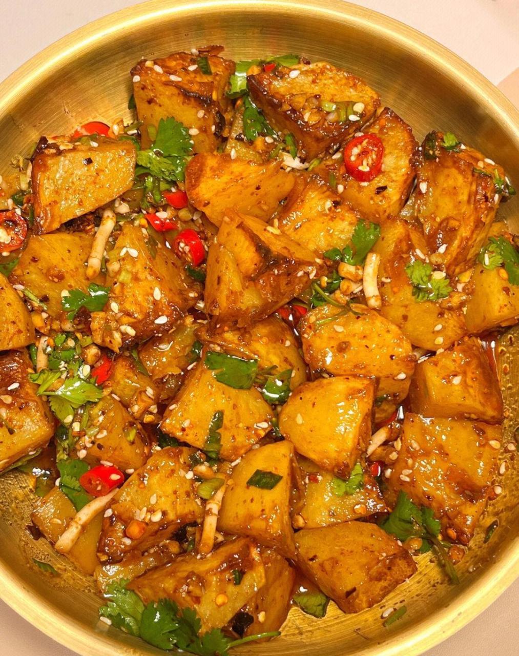 每天下班路过小吃摊都会被锅巴土豆香昏头?