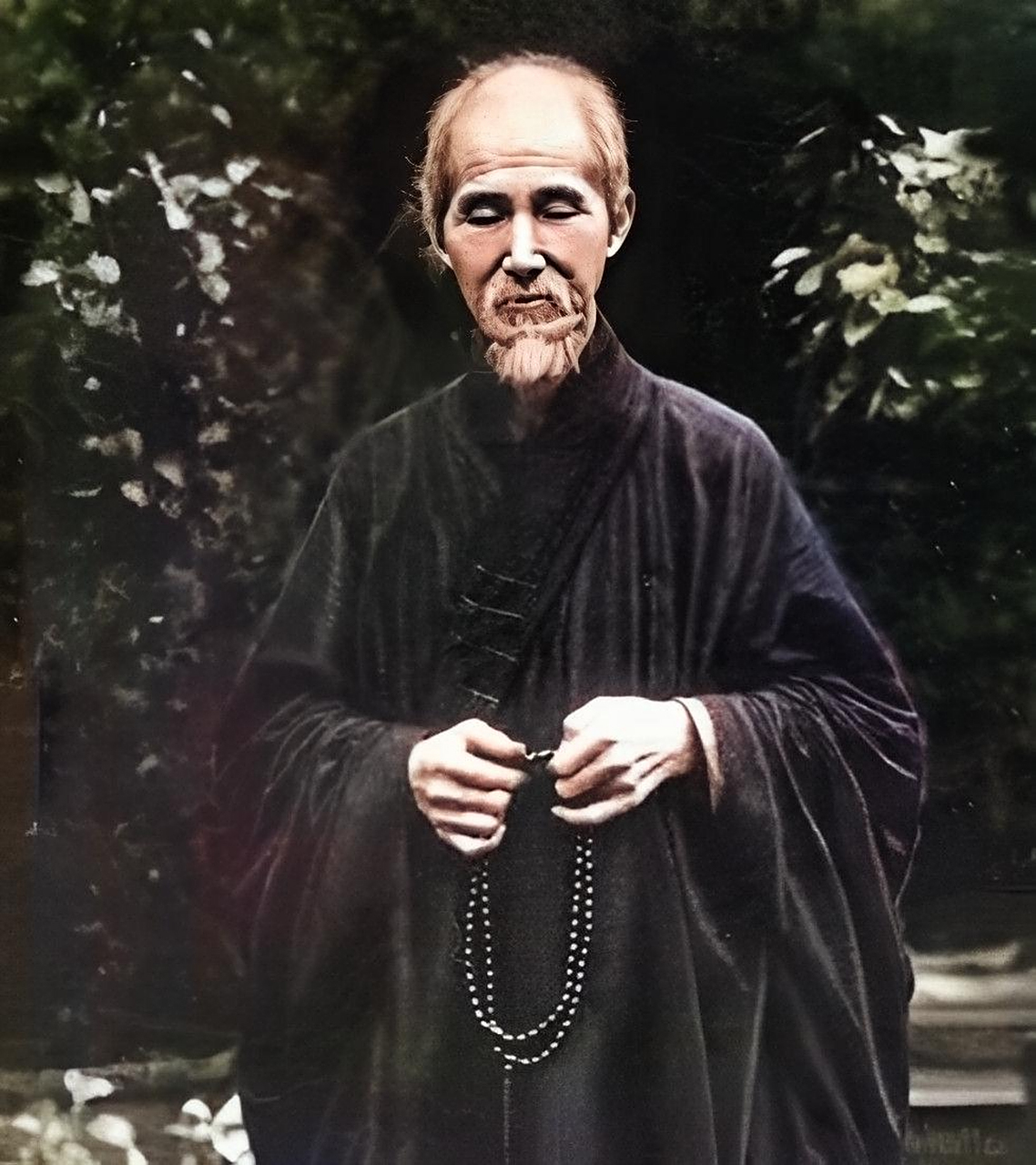 老和尚虚云是近代著名的修道士.