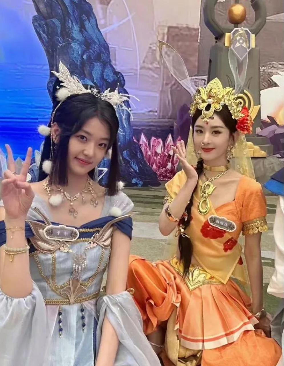 萌探3录制现场,赵丽颖cos公孙离,孙千cos嫦娥!