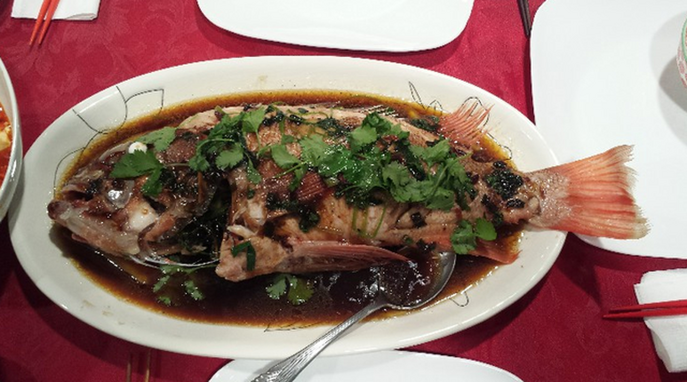 菜的角度看,石家庄太年轻了,年轻得没有自己的特色,所谓的石家庄菜