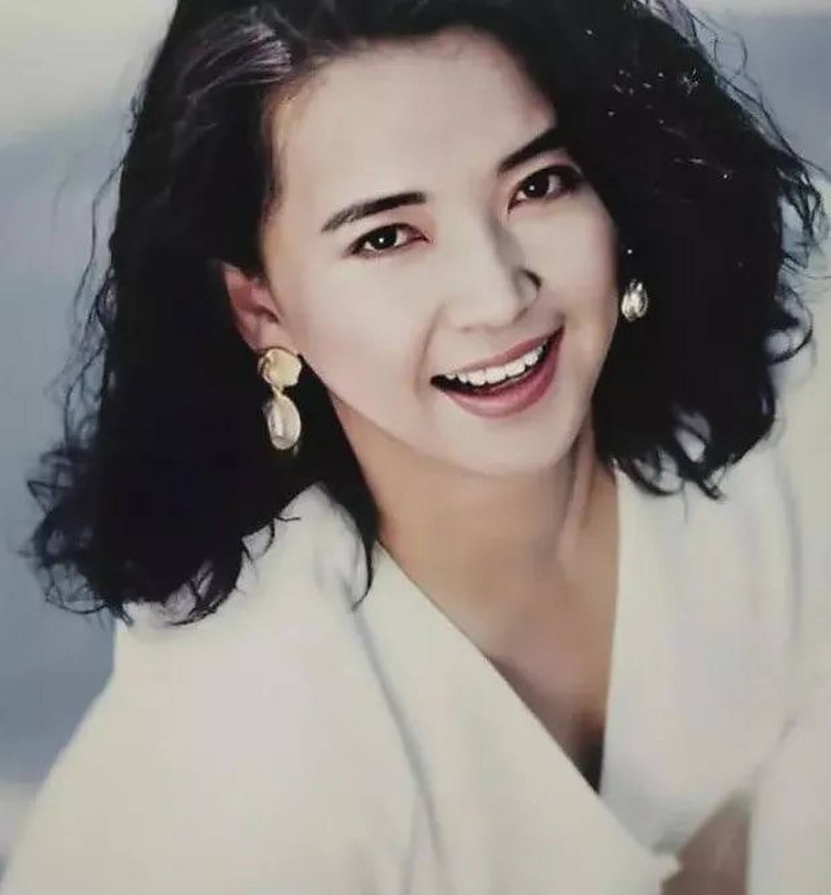 被"岁月磨灭"的明星之胡慧中  胡慧中从电影《欢颜》开始出名,当年还