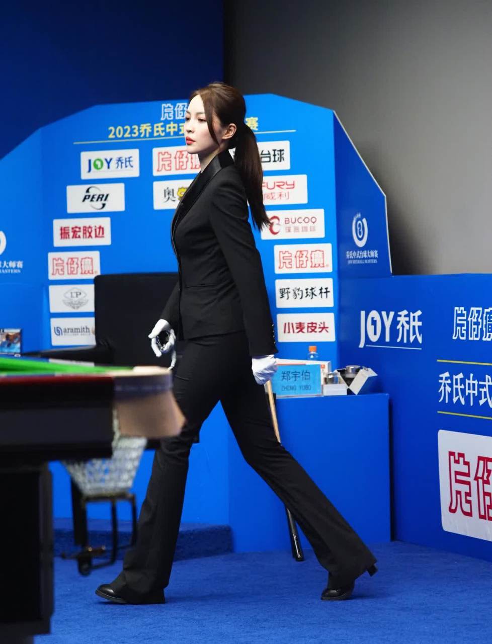 最美台球裁判-王忠尧[鲜花][鲜花][大笑]