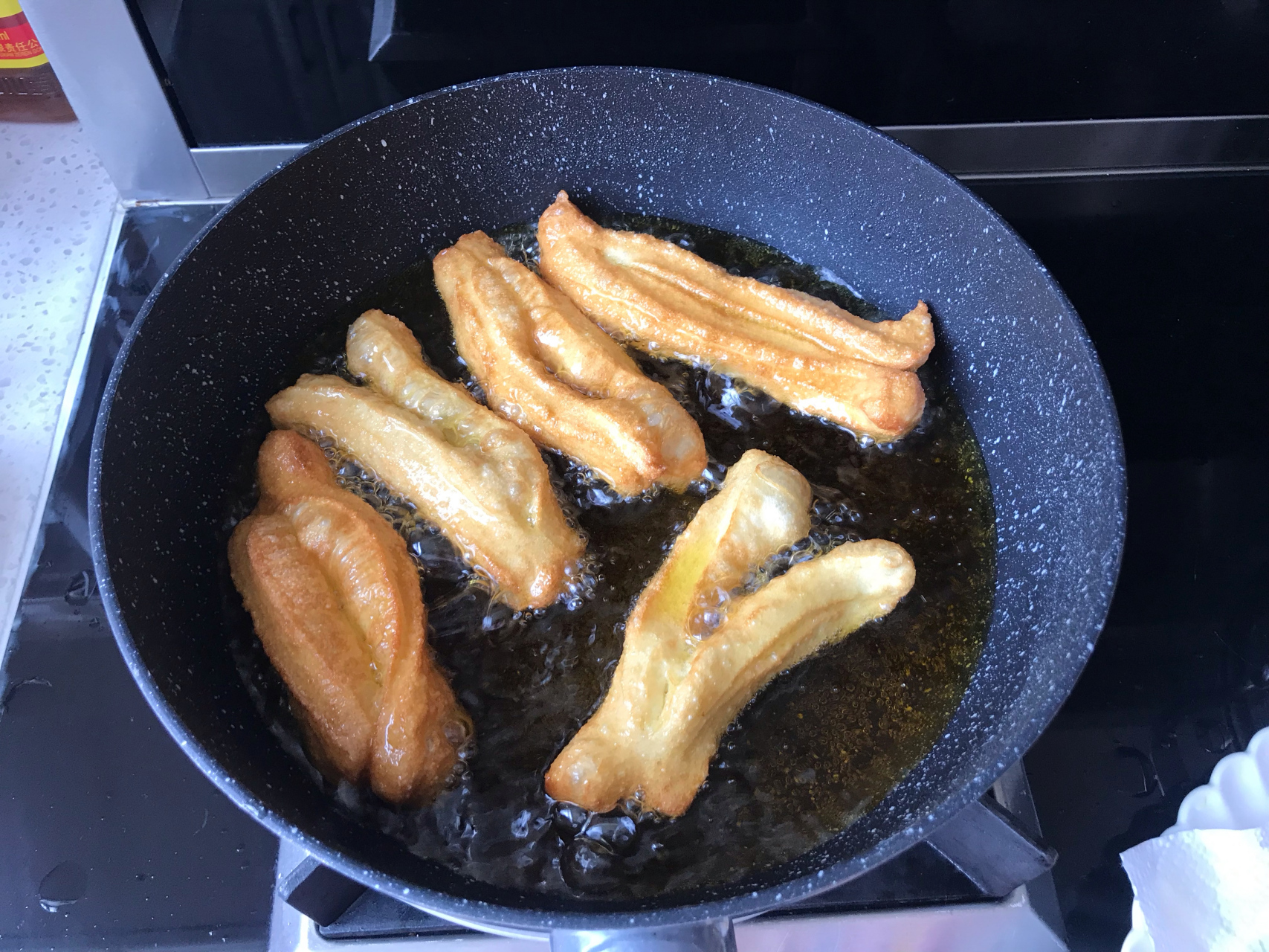 油条制作方法(明矾炸油条制作方法)