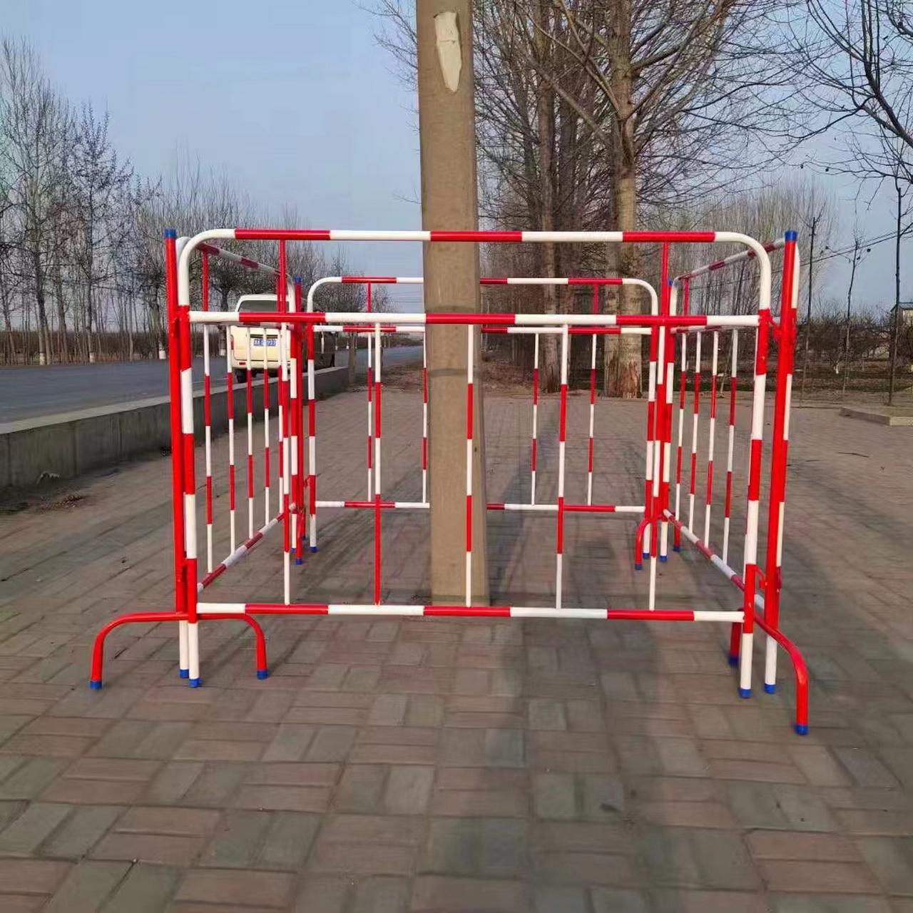 电力安全围栏顾名思义是用在电力,变电站,电厂,配电室,配电箱等环境