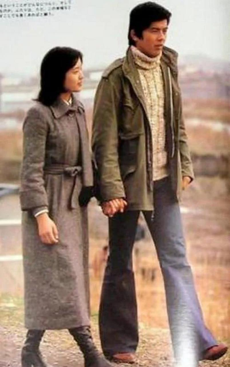 山口百惠的儿子三浦贵大官方身高178cm,他爸爸三浦友和官方身高也是