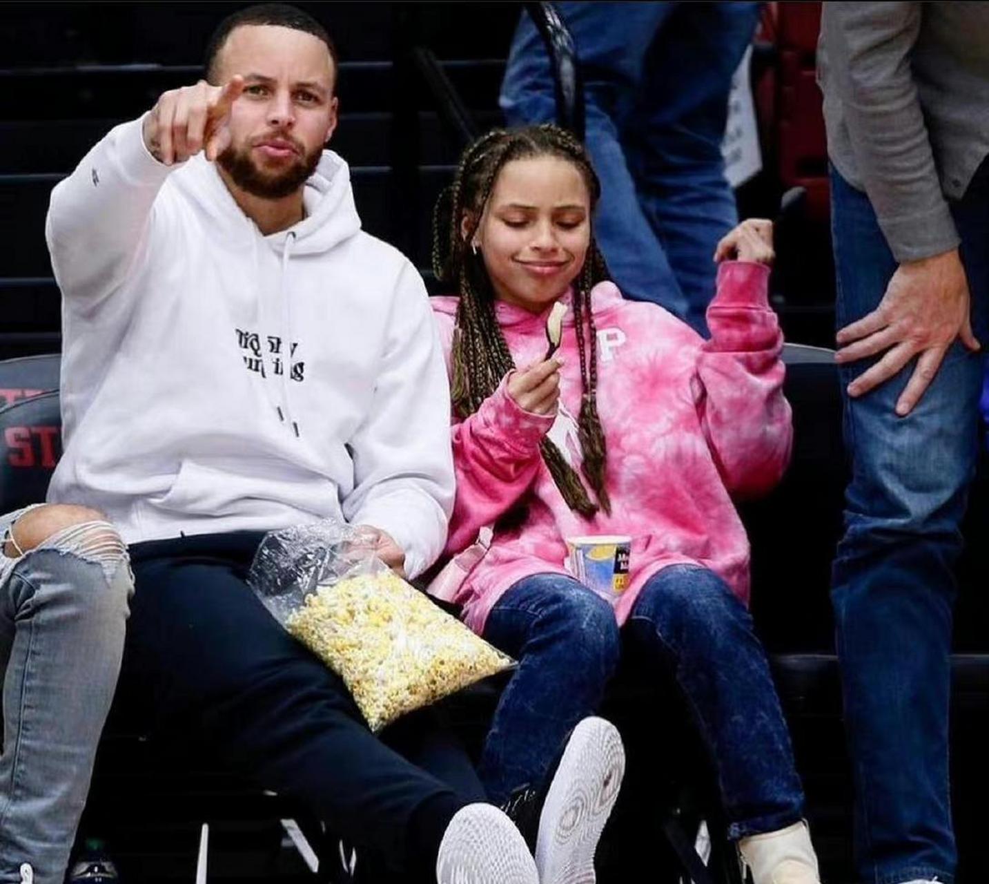 基因的强大,莱利还是最像库里的存在[大笑] #中国版chatgpt来了