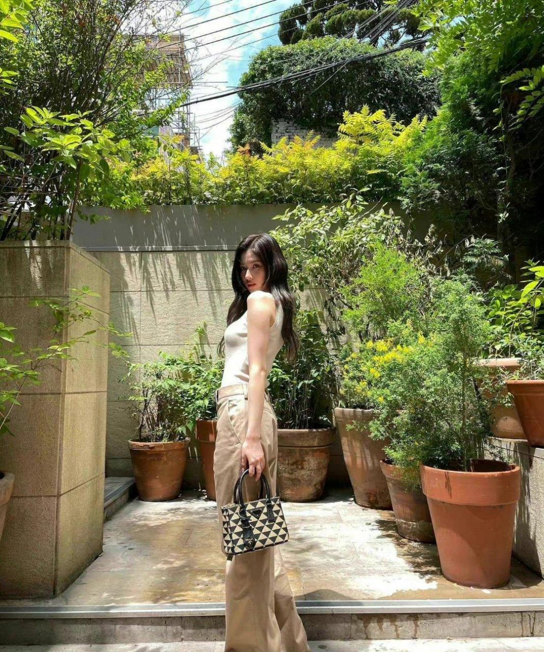 gif创作人# 凑崎纱夏 sana