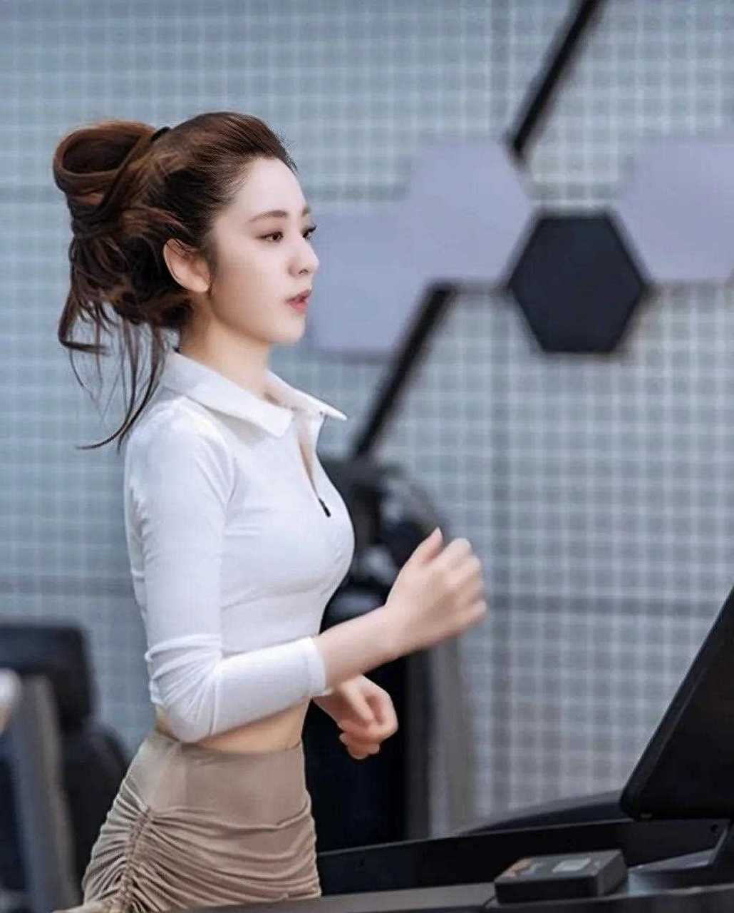 王晓晨的健身运动美图.