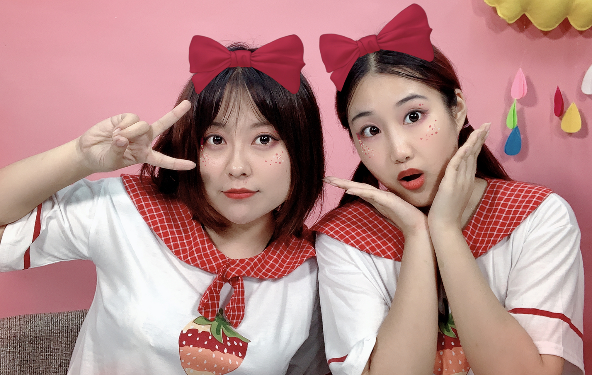 小可爱们:甜瓜姐姐和可乐姐姐,今天晚上7点在@豆芽姐姐手工坊 给大家