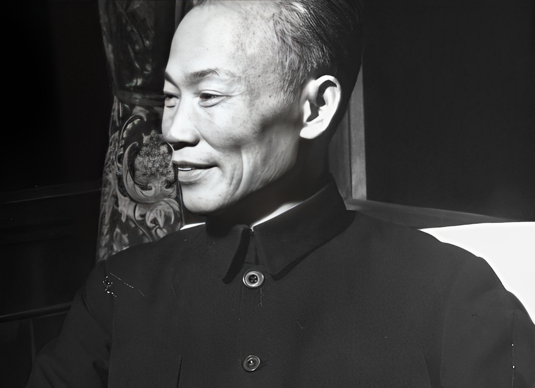 1945年,国军高级员工将领·陈诚与妻子谭祥和的子女的一张家庭照!