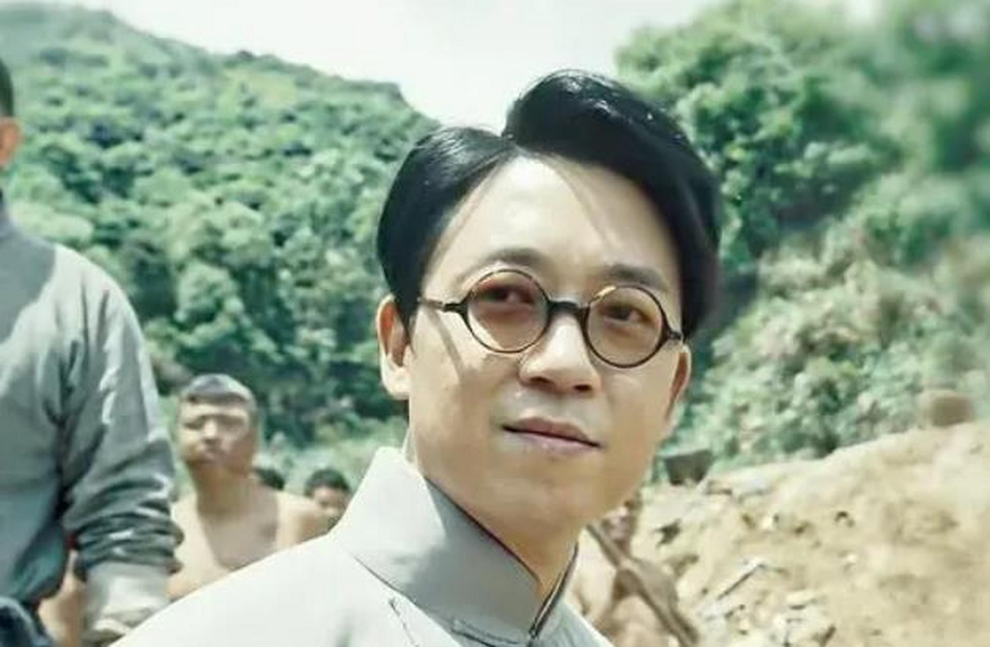 他是《鬼吹灯》胡八一的原型,天下霸唱却从没有请他出演