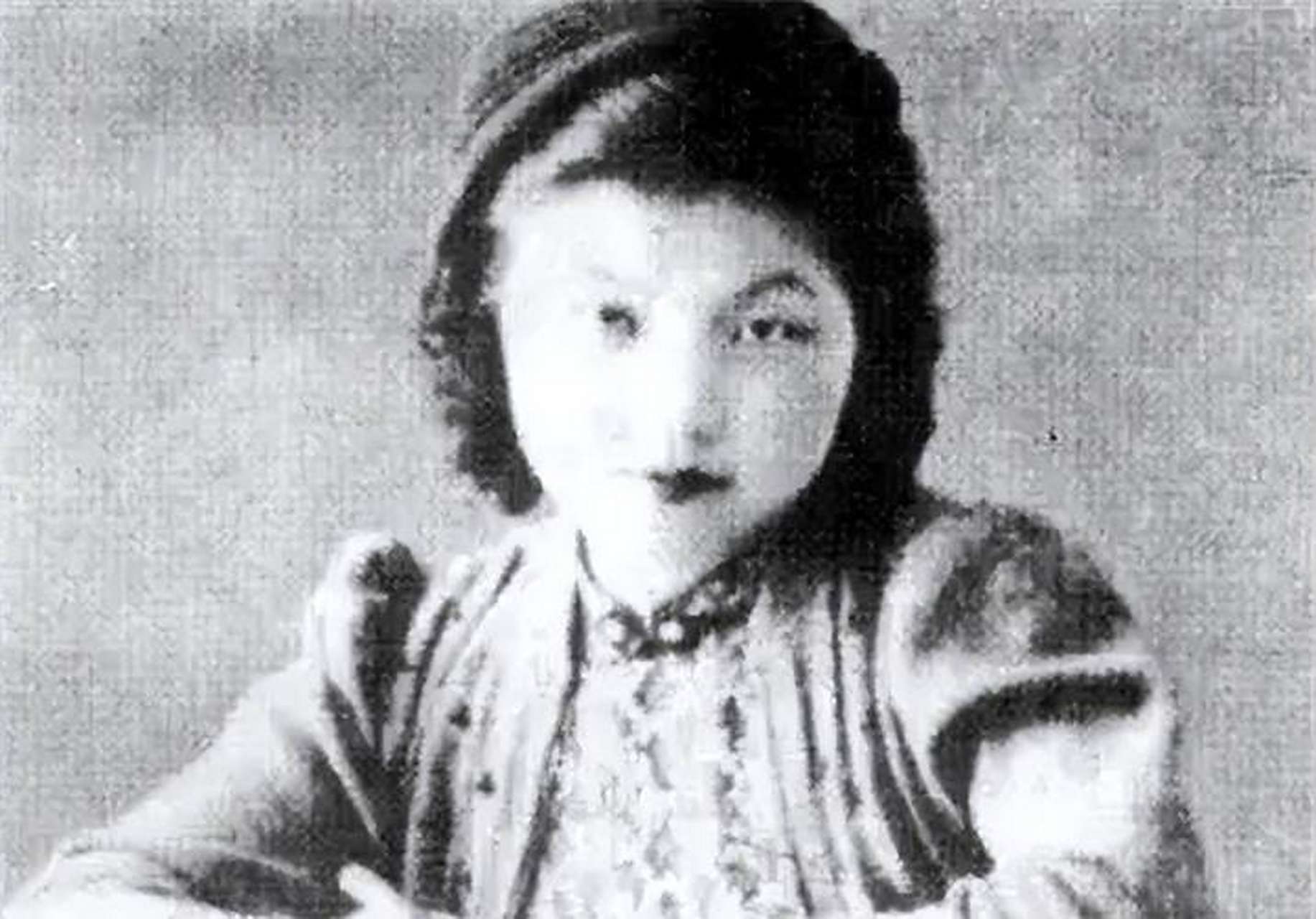 蒋经国的妻子蒋方良,面对风流成性的丈夫苦等一生,最终孤寂而终