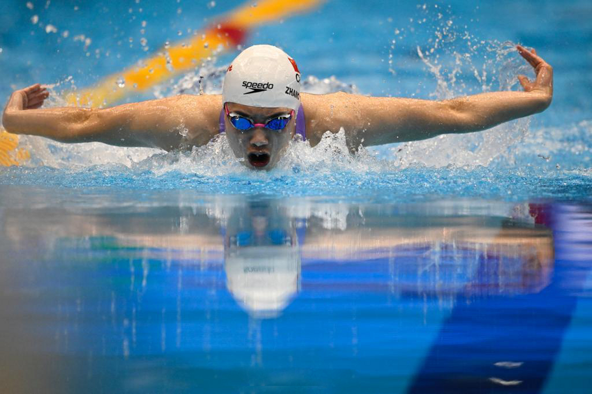 [庆祝]  2023年世界泳联锦标赛男子100米蛙泳决赛,中国选手覃海洋从